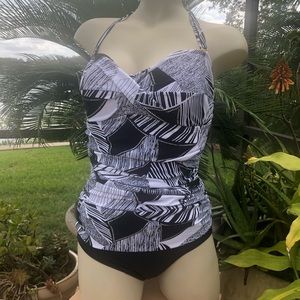 Women’s Black and White Print Bandeau One Piece